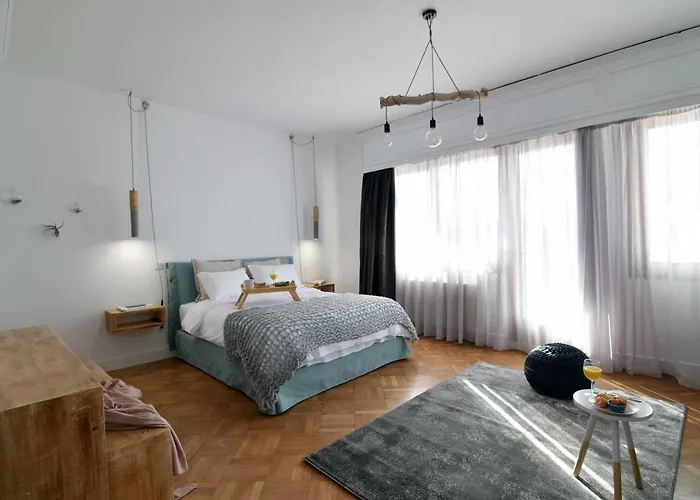 Grey Studios By Skg Apartments