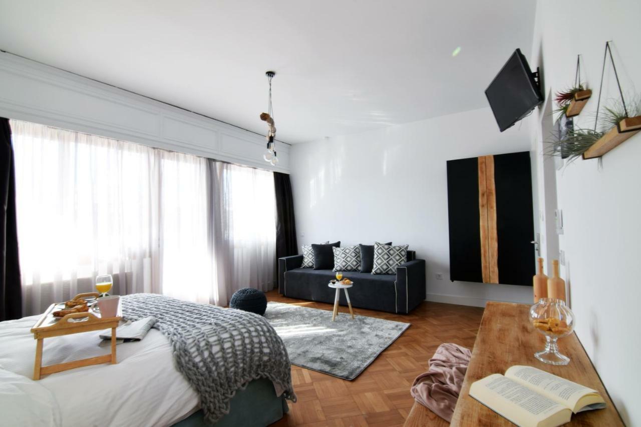 Apartment Grey By Skg Thessaloniki
