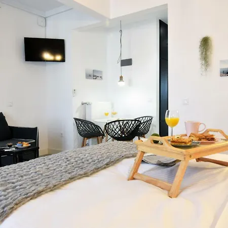 Grey Studios By Skg Apartments Thessaloniki Exterior photo